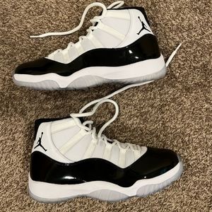 Jordan 11s "Concord". Size 10